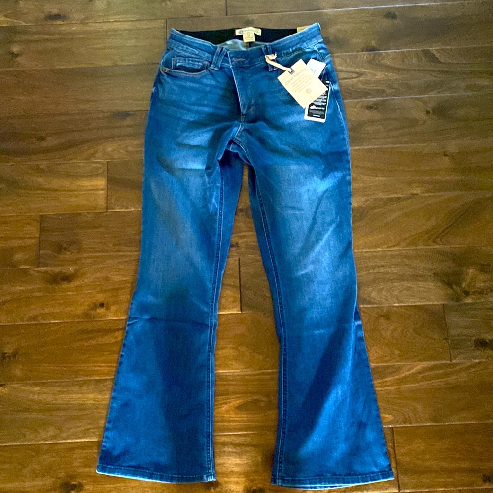 NWT democracy itty bitty boot cut
